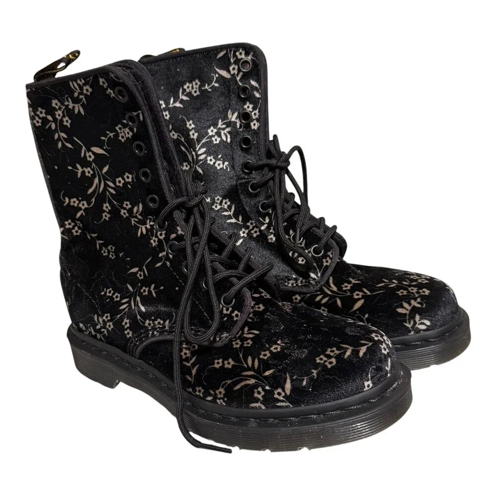 Dr. Martens Womens Size 7 Black Velvet Floral 8-Eye Boots Vintage Rare - Picture 2 of 6